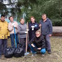 В общегородском субботнике приняли участие сотрудники